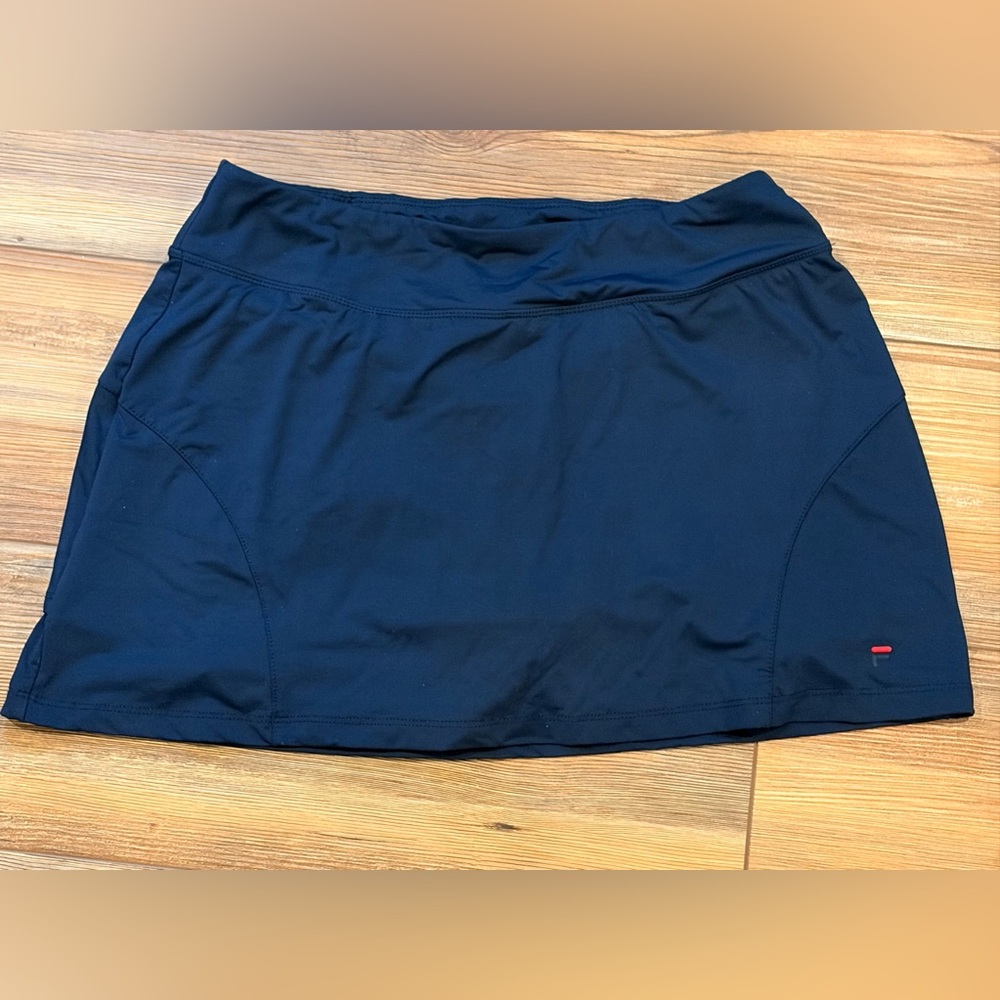 Fila Dark Blue Skort Size Medium Sportswear